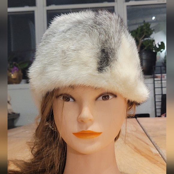 Vintage Christine Originals unisex 50s, 60s  white luxury genuine fur hat - Picture 4 of 7